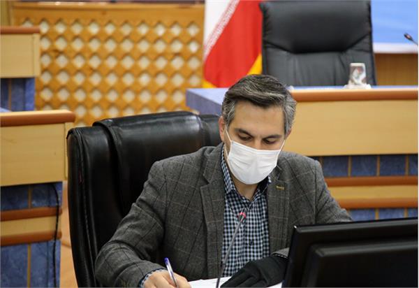 احداث بیش از 90 کیلومتر فیبر نوری/ افزایش ظرفیت پهنای باند ورودی استان به 200 گیگابایت/دسترسی 94درصد از جمعیت روستاهای بالای 20 خانوار به اینترنت پر سرعت با اعتبار 134 میلیارد تومانی