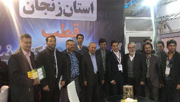 بازدید مدیرکل ICT در معیت استاندار زنجان از نمایشگاه الکامپ