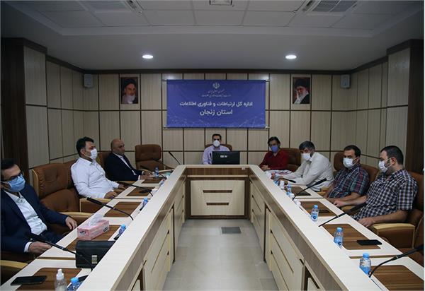 در سال «تولید، پشتیبانی ها و مانع زدایی ها»، در کنار تسهیل گری اداره ICT ، از  پیشرانی بخش خصوصی حمایت می کنیم