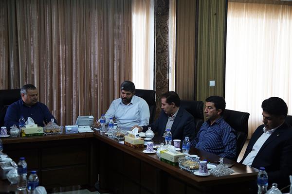 بررسی مشکلات دفاتر پیشخوان دولت در زنجان