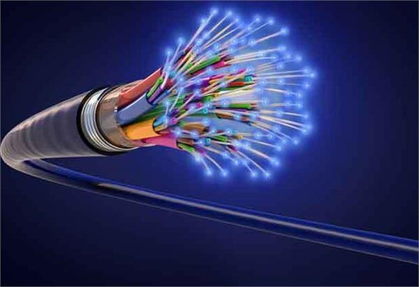 110 کیلومتر حفاری در سه شهر استان برای توسعه فیبر نوری