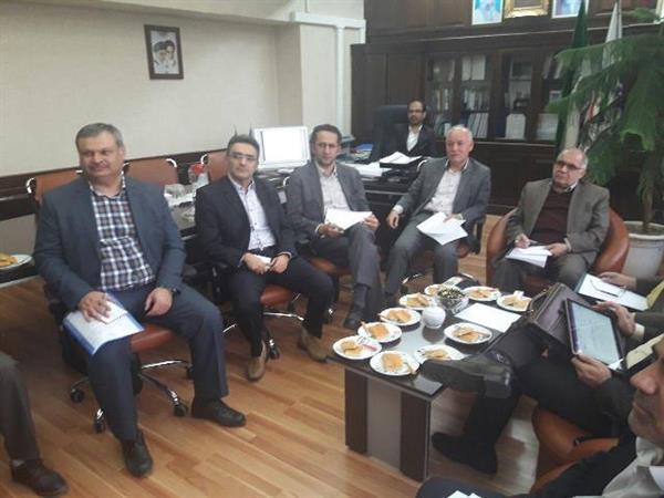 جلسه استاندار زنجان و هئیت همراه با معاونت امور دولت، مجلس و استانها