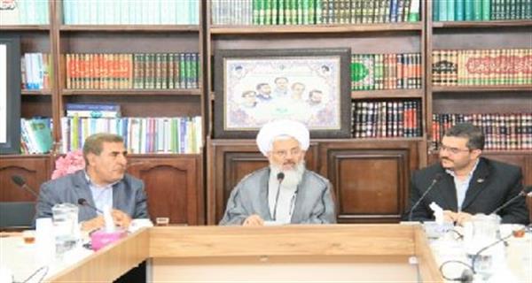 دیدار مدیران حوزه ارتباطات و فناوری اطلاعات استان با امام جمعه محترم به مناسبت هفته ارتباطات