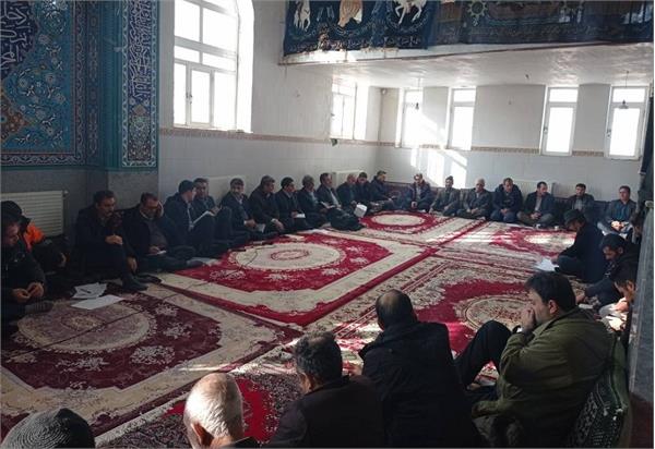 بررسی وضعیت ارتباطی و اینترنت روستاهای دهستان غنی بیگلو در شهرستان زنجان