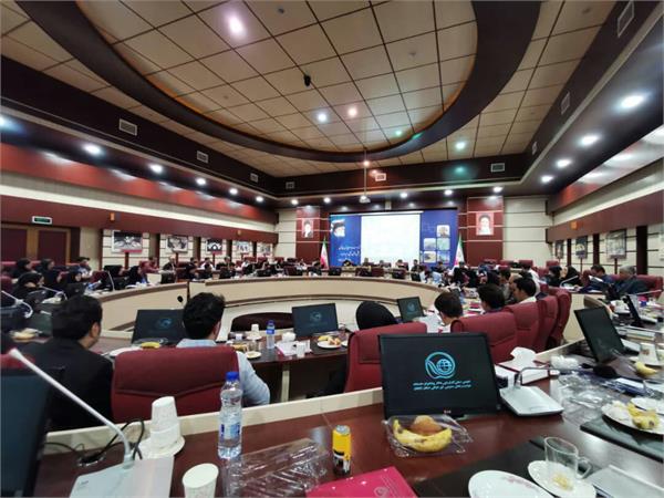 جلسه تبیین آیین نامه جدید به مدیران دفاتر پیشخوان خدمات دولت استان زنجان